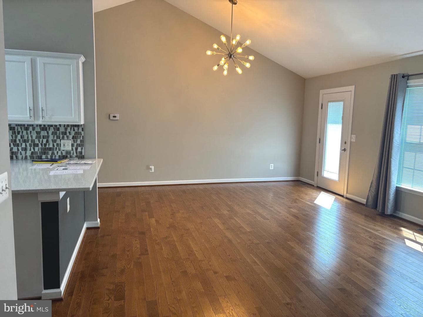 1808 Stoneybrook Lane photo 5