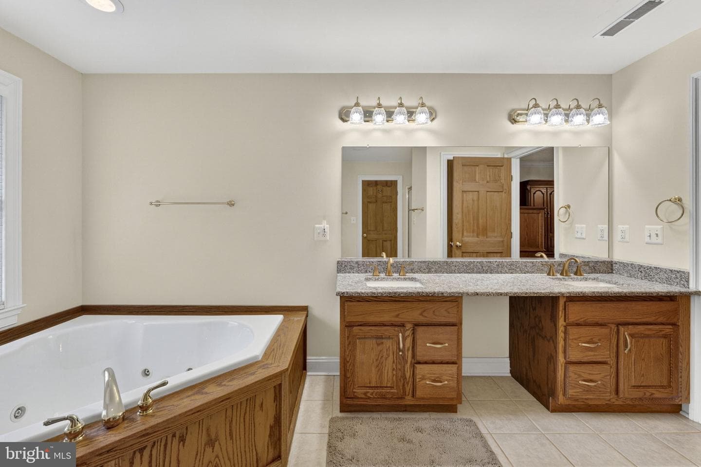 11186 Pimlico Circle photo 63