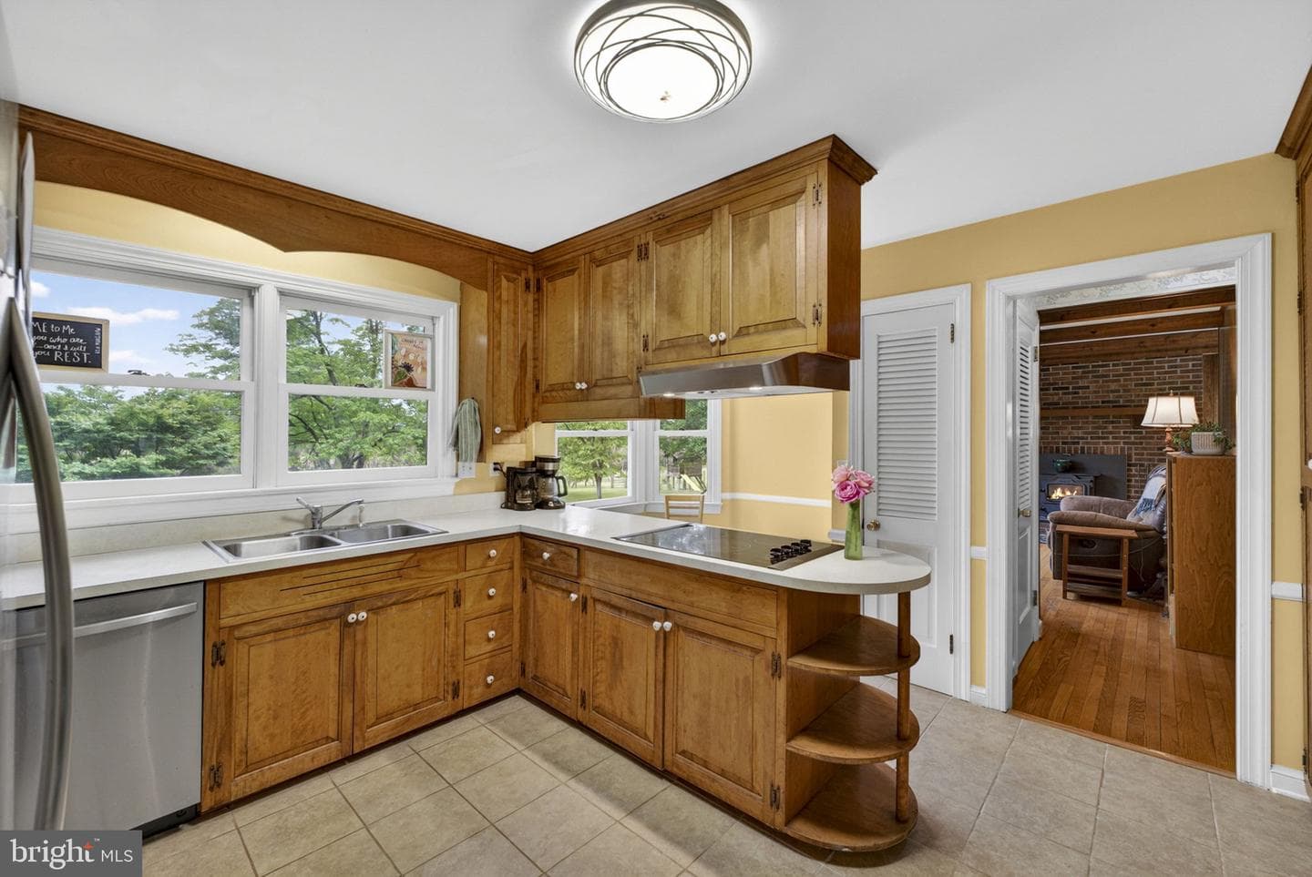 19059 Carleton Drive photo 38