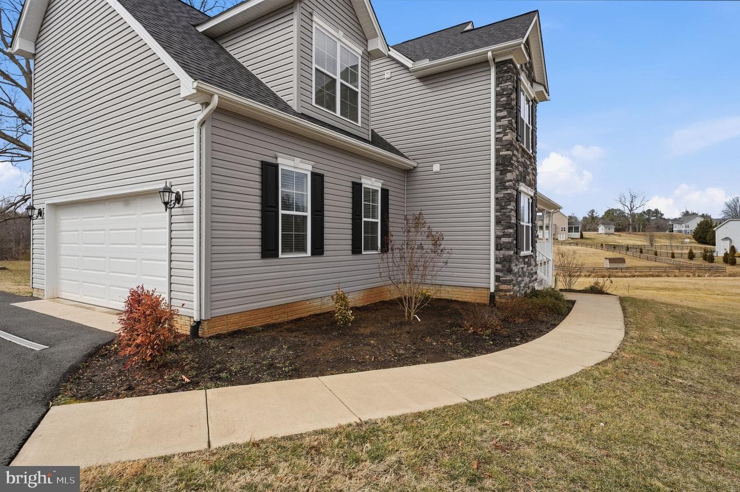 9372 Blackbird Loop photo 8