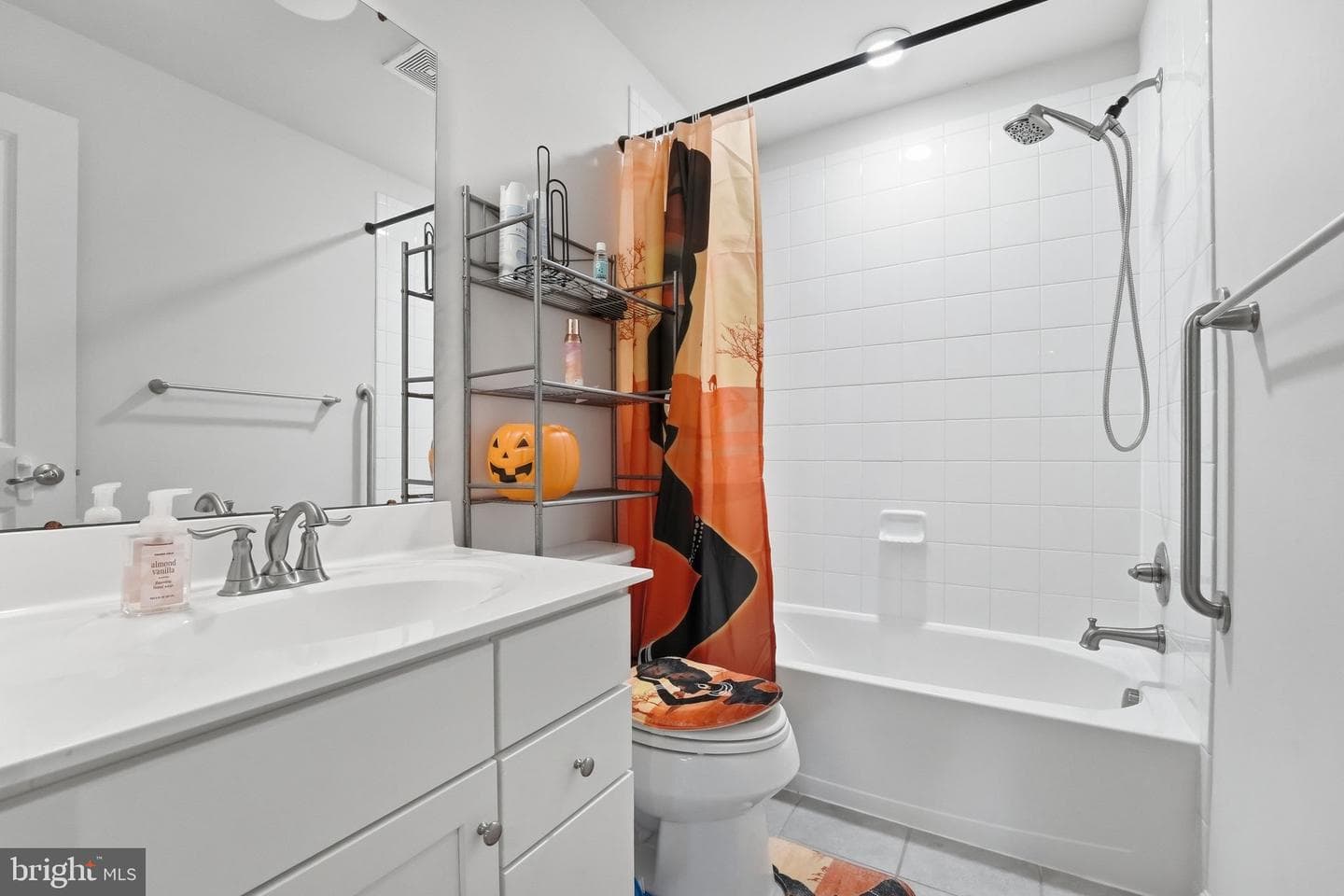 827 Fairwood photo 46