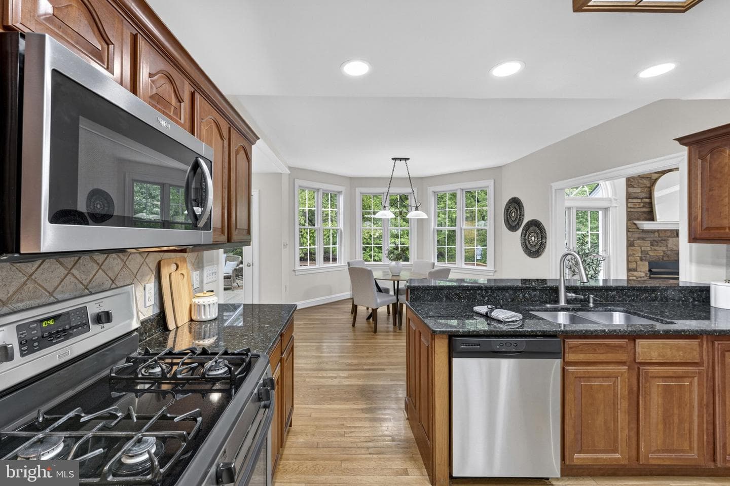 3164 Somerset photo 42