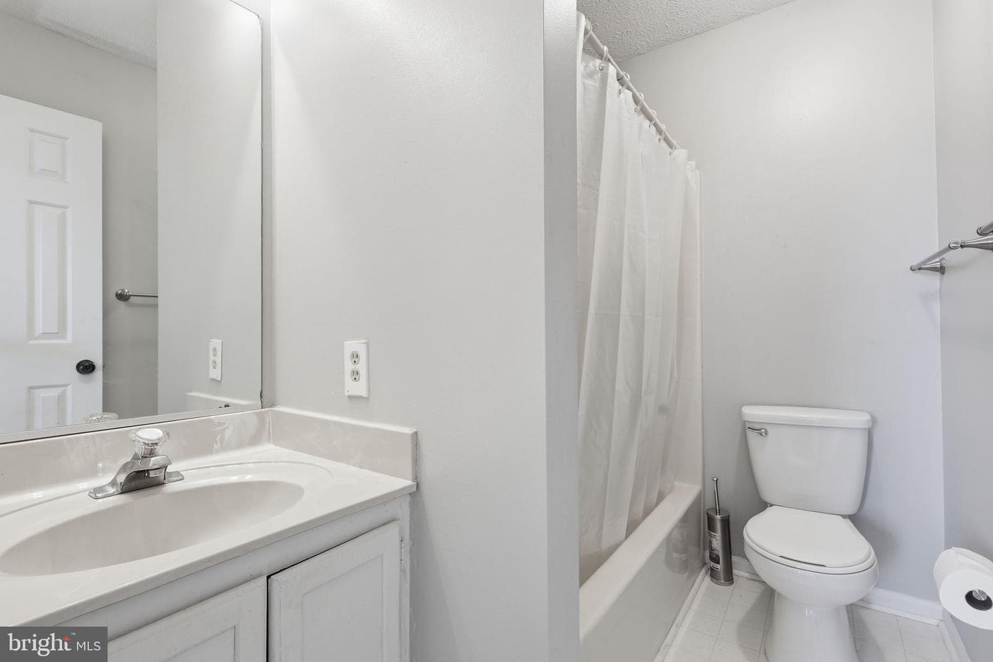 620 Bridlewood Drive photo 15