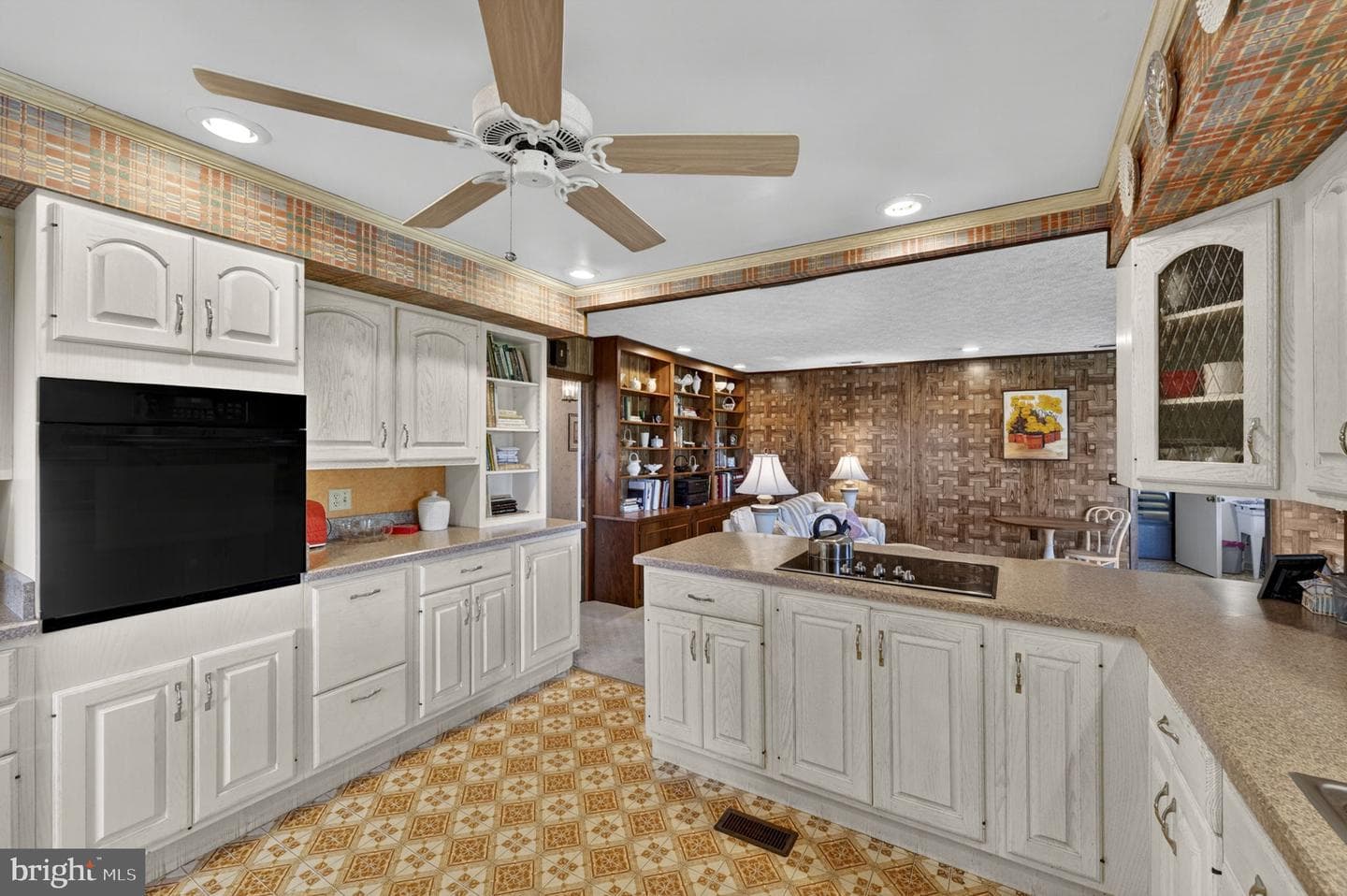15669 Oakland Road photo 35