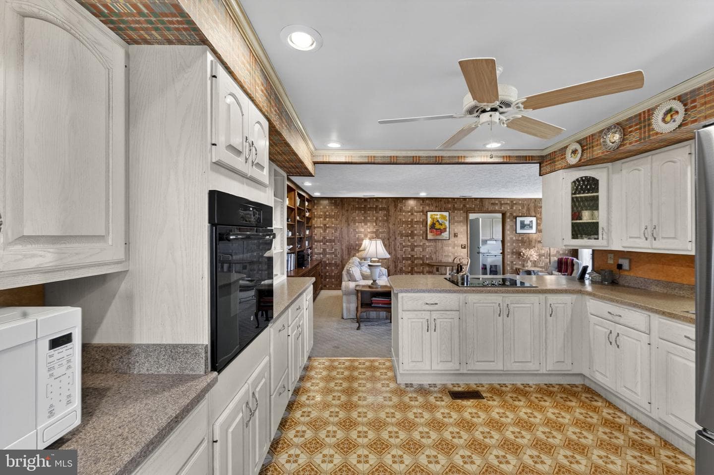 15669 Oakland Road photo 36