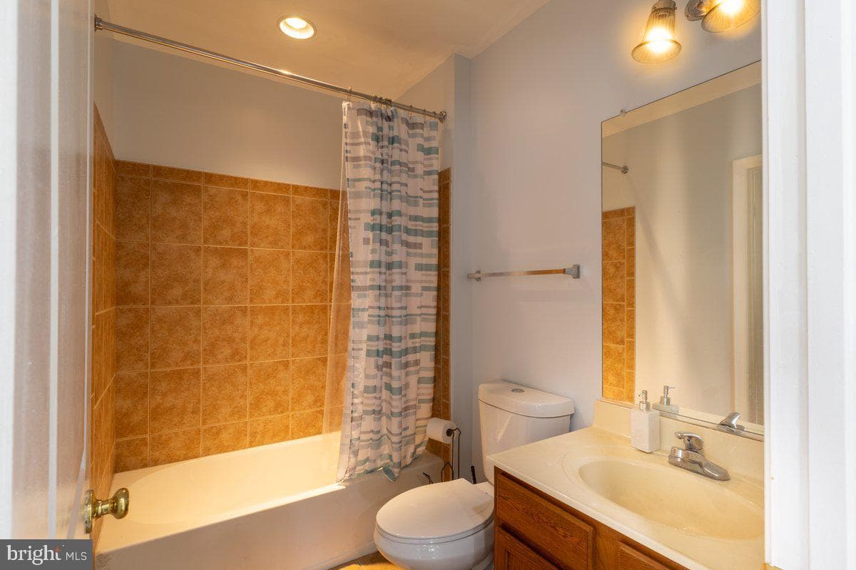 15411 Old House Court photo 23