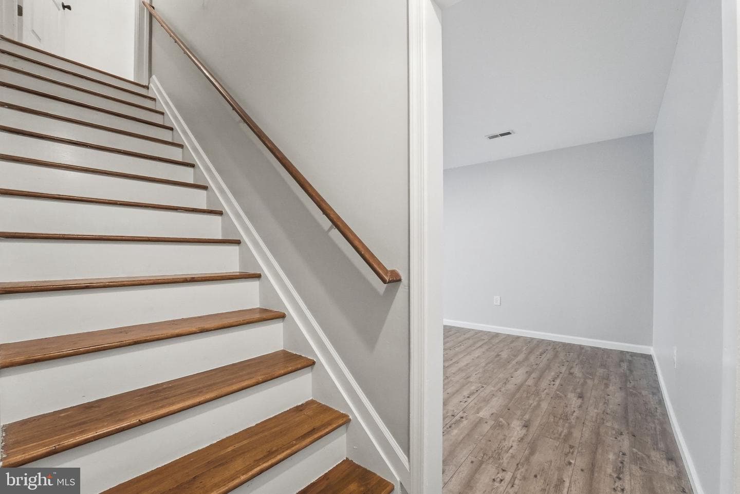 18479 Colonial Drive photo 33