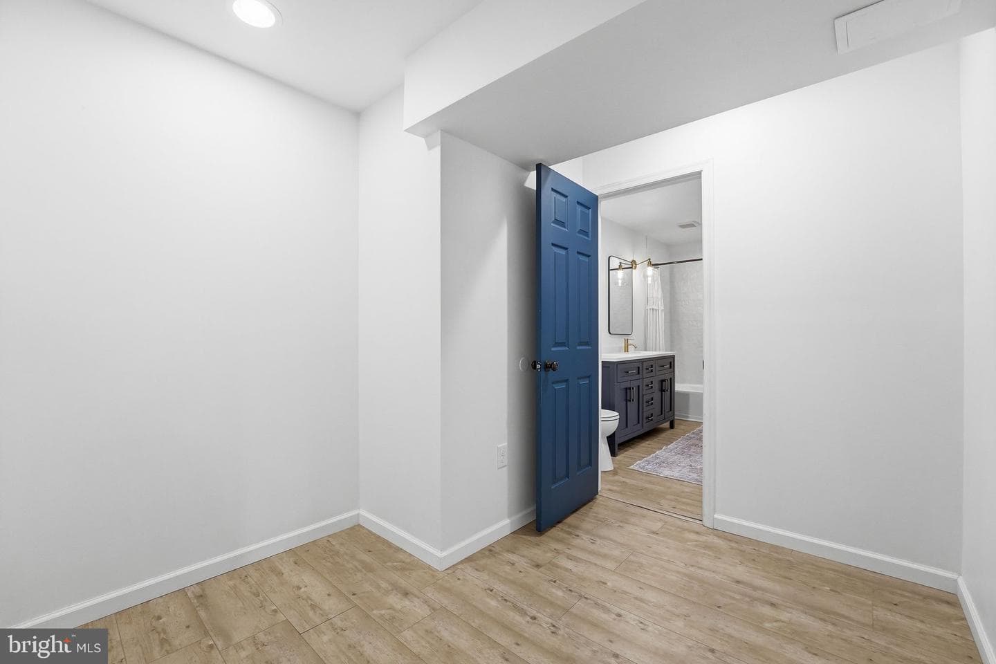 18479 Colonial Drive photo 38
