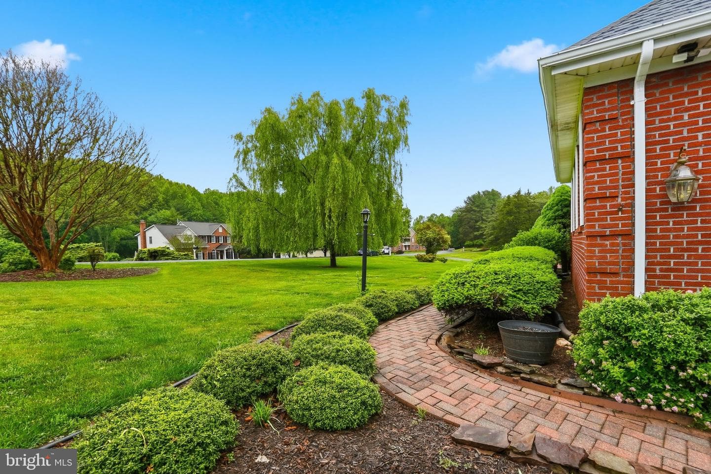 2455 Durham Place photo 3