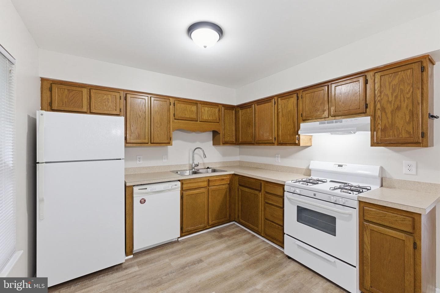332 Lafayette Drive photo 10