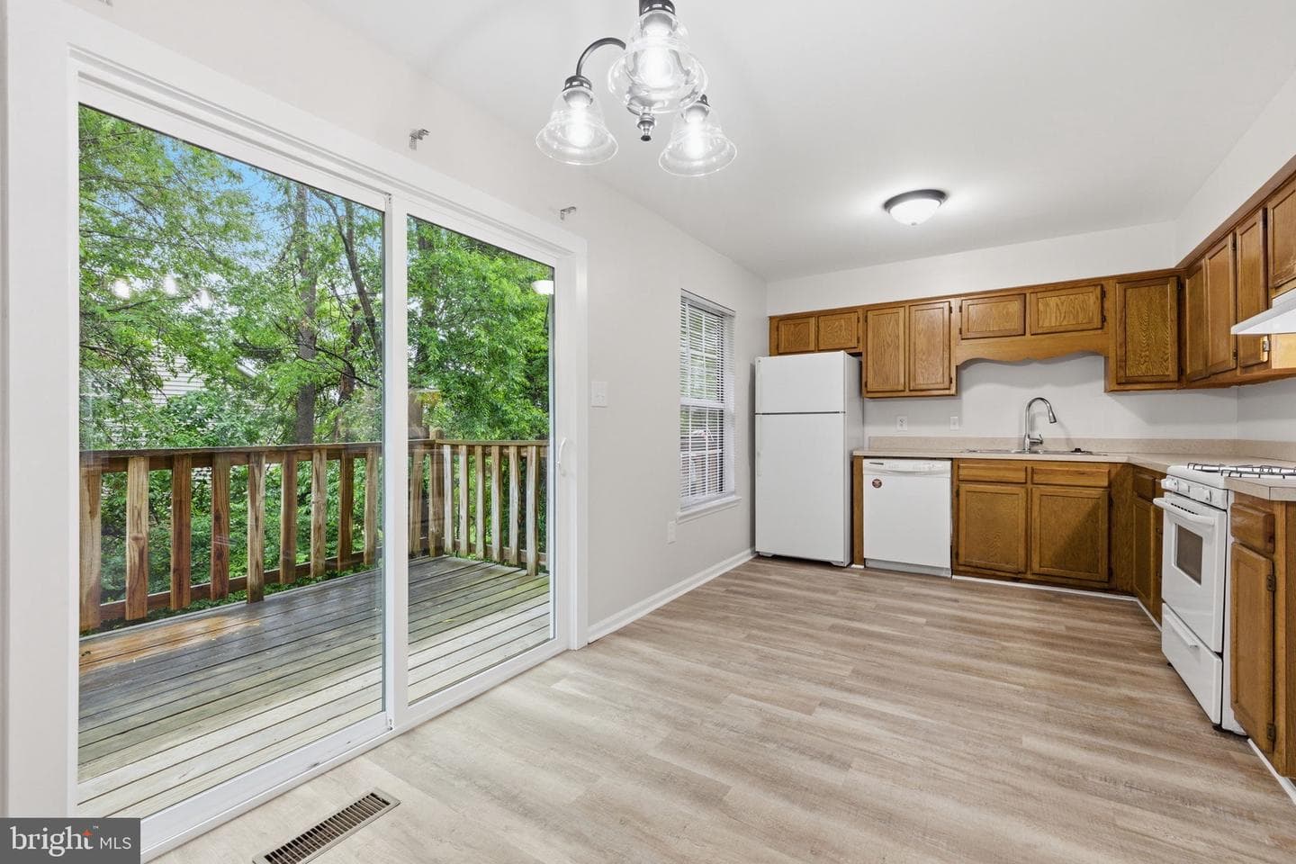 332 Lafayette Drive photo 11