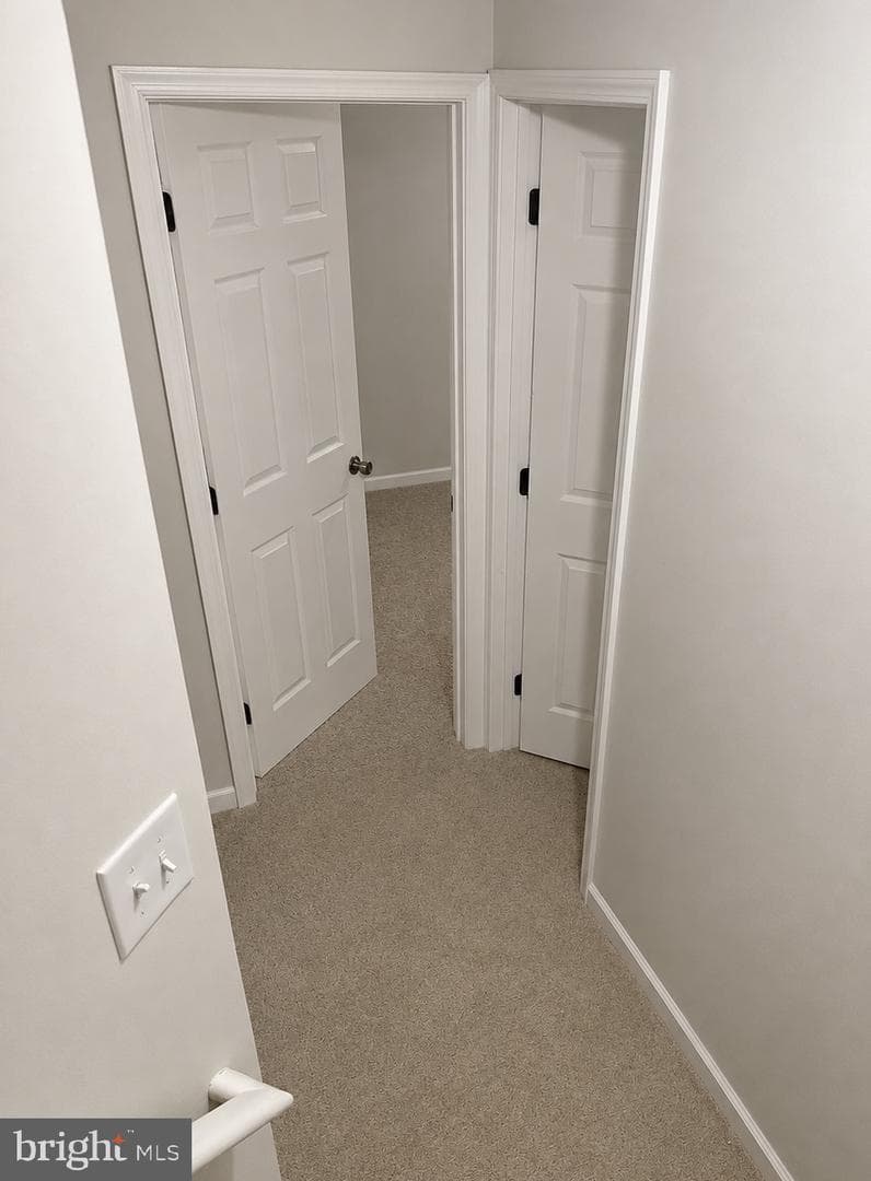 627 Holly Crest Drive photo 37