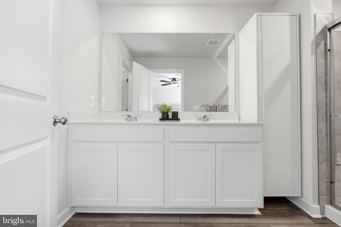 2243 Barhill photo 17
