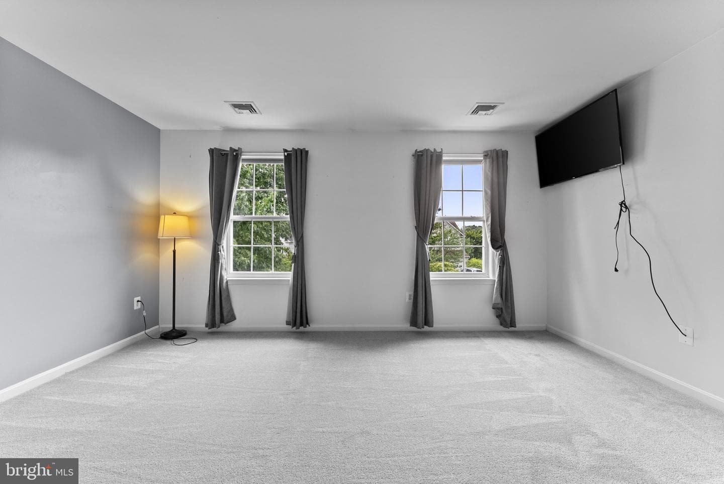 1085 Virginia Avenue photo 38