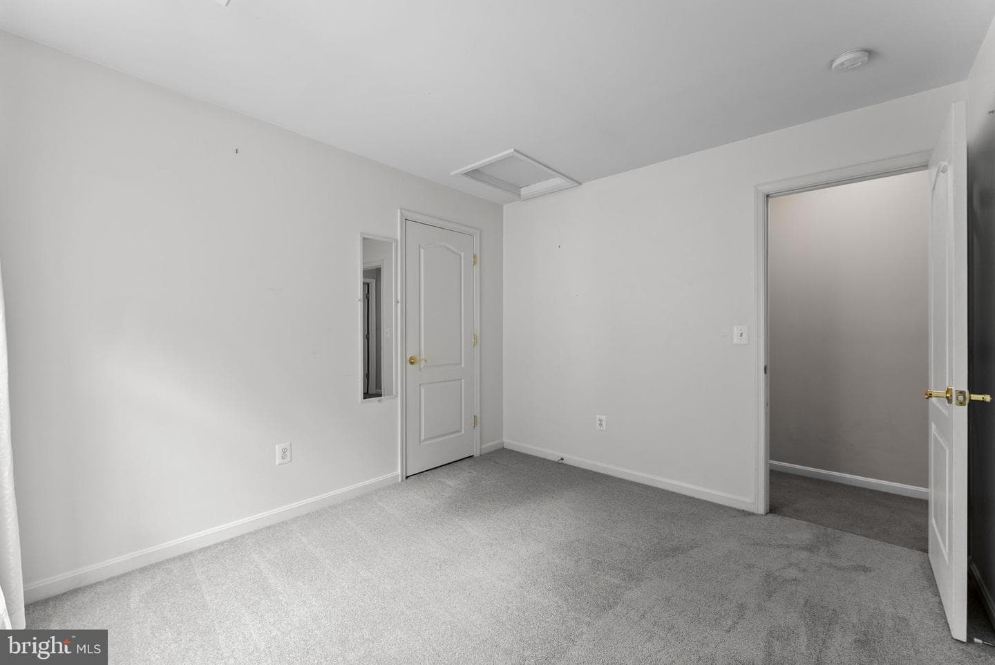 1085 Virginia Avenue photo 48