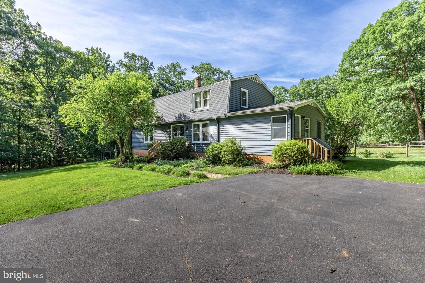 19306 Frazier Road photo 4