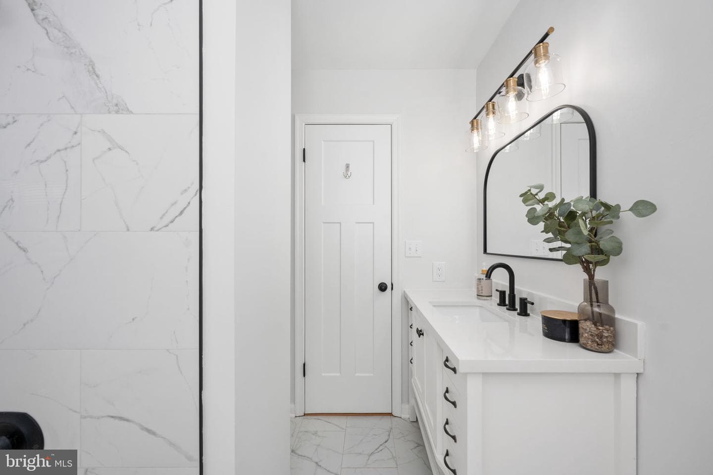 18493 Colonial Drive photo 31