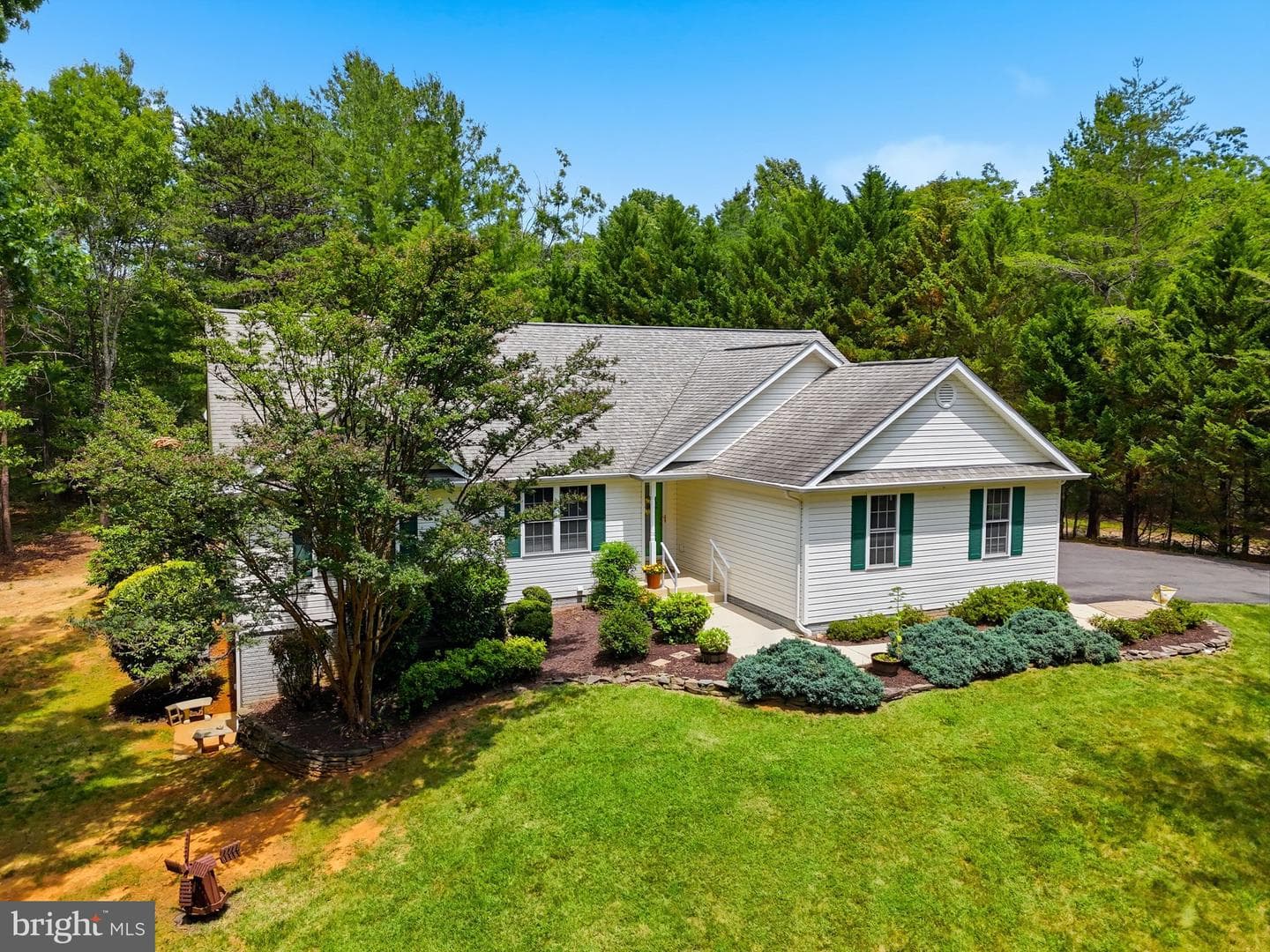 9133 Anchor Road photo 2
