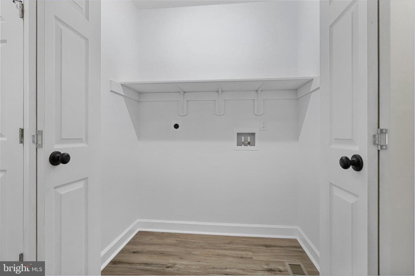 23401 Cedar Moutain Drive photo 27