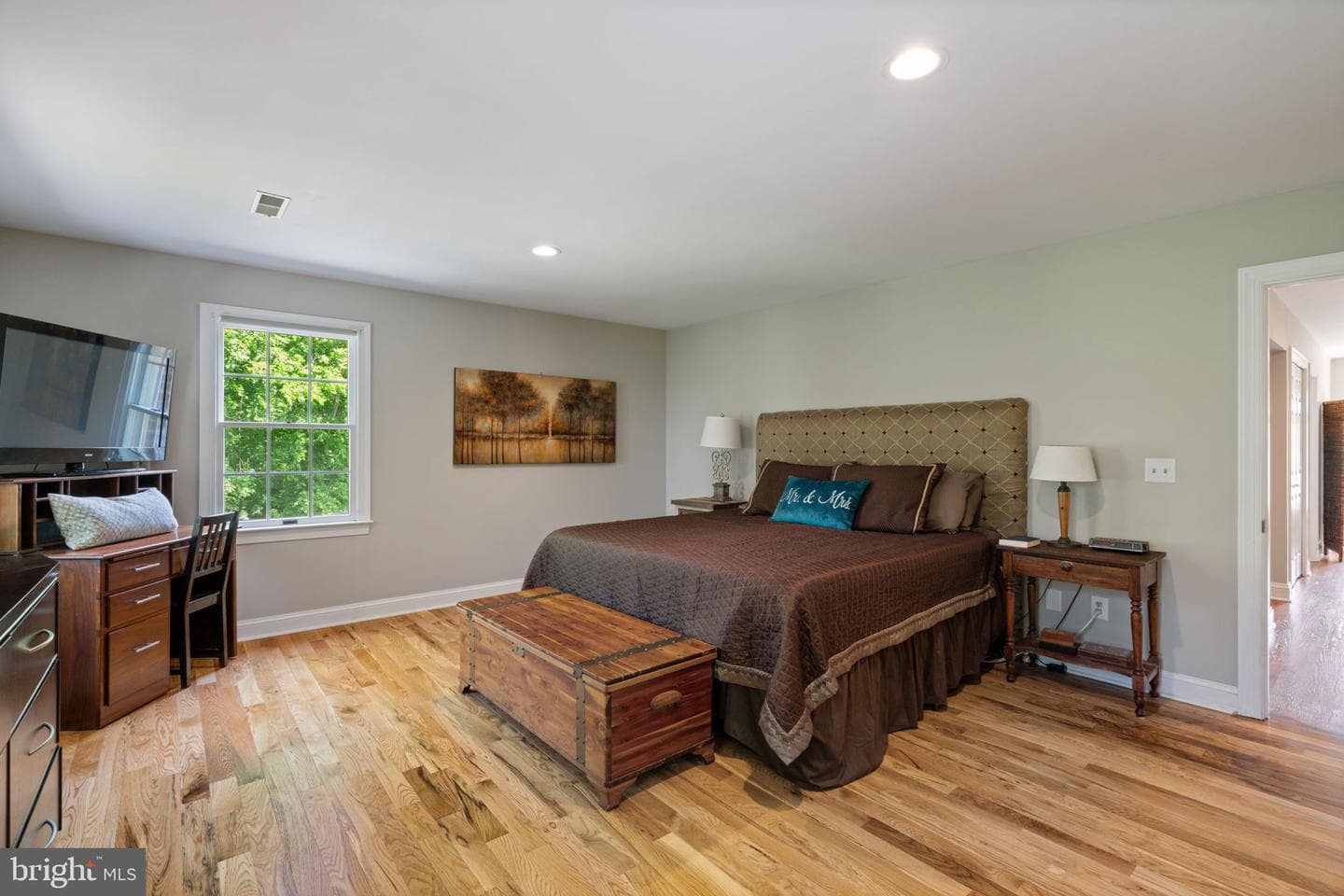 770 Zeuswyn Drive photo 34