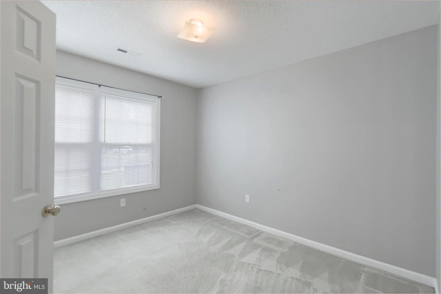 784 Ripplebrook Drive photo 19
