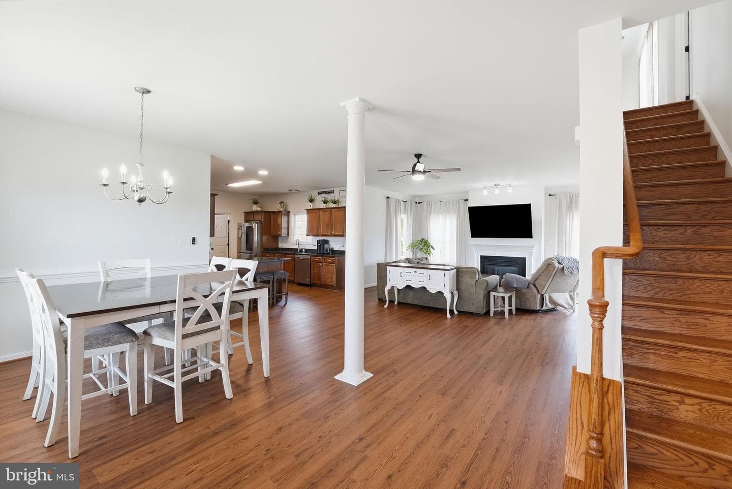 15020 North Ridge Boulevard photo 15