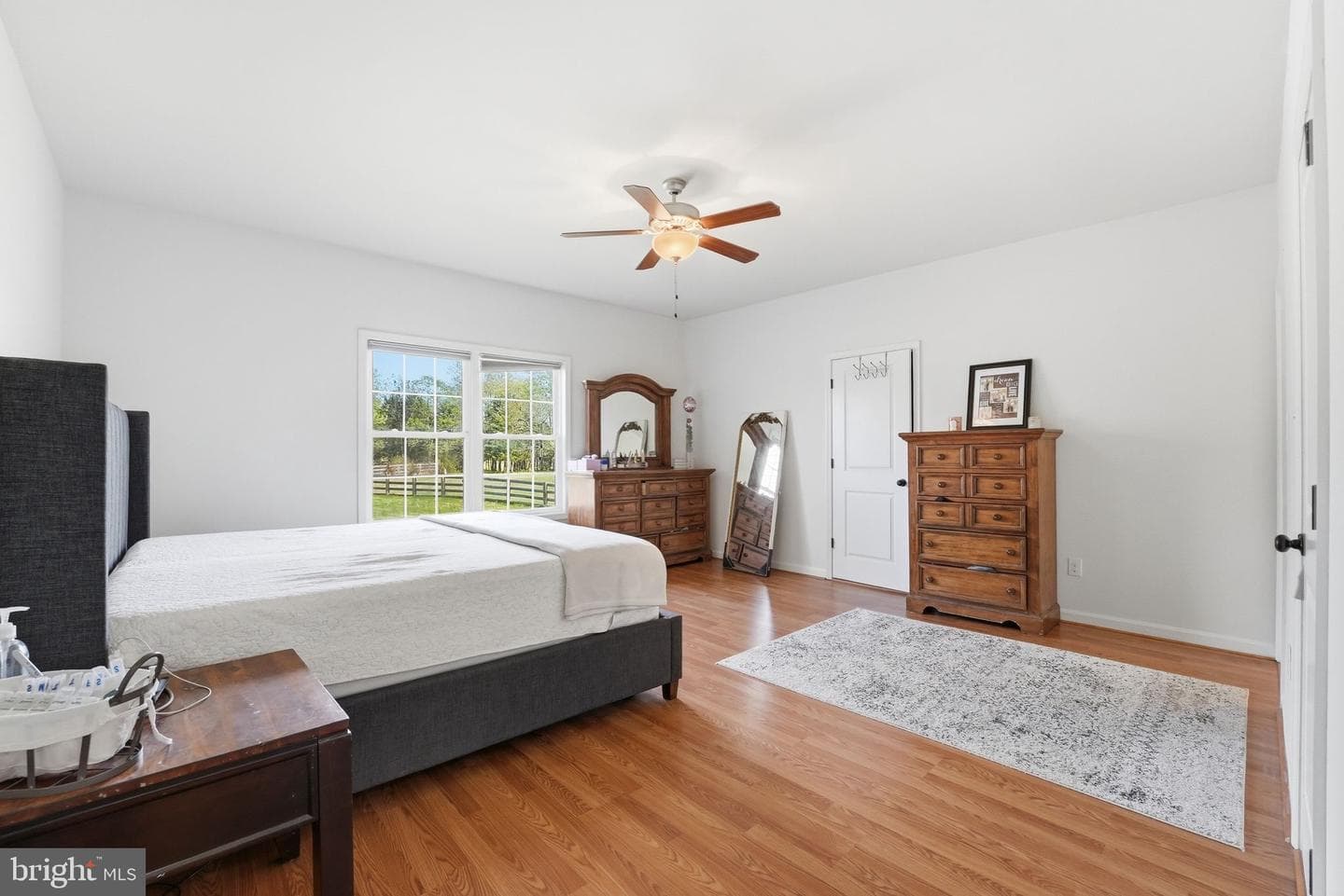 15020 North Ridge Boulevard photo 32