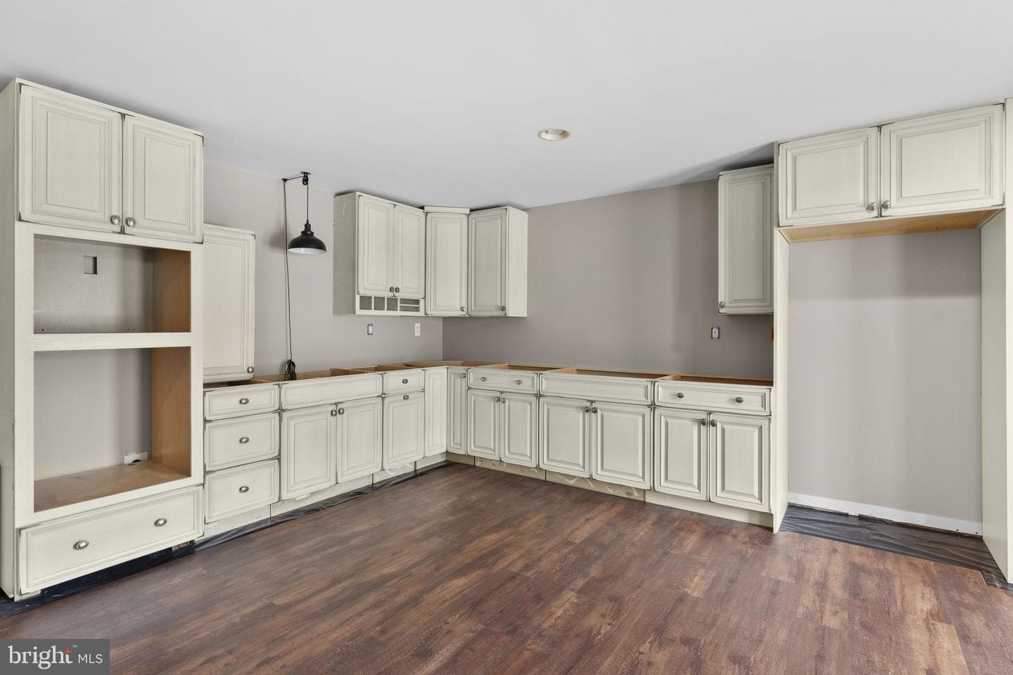15616 Great Bridge Lane photo 37
