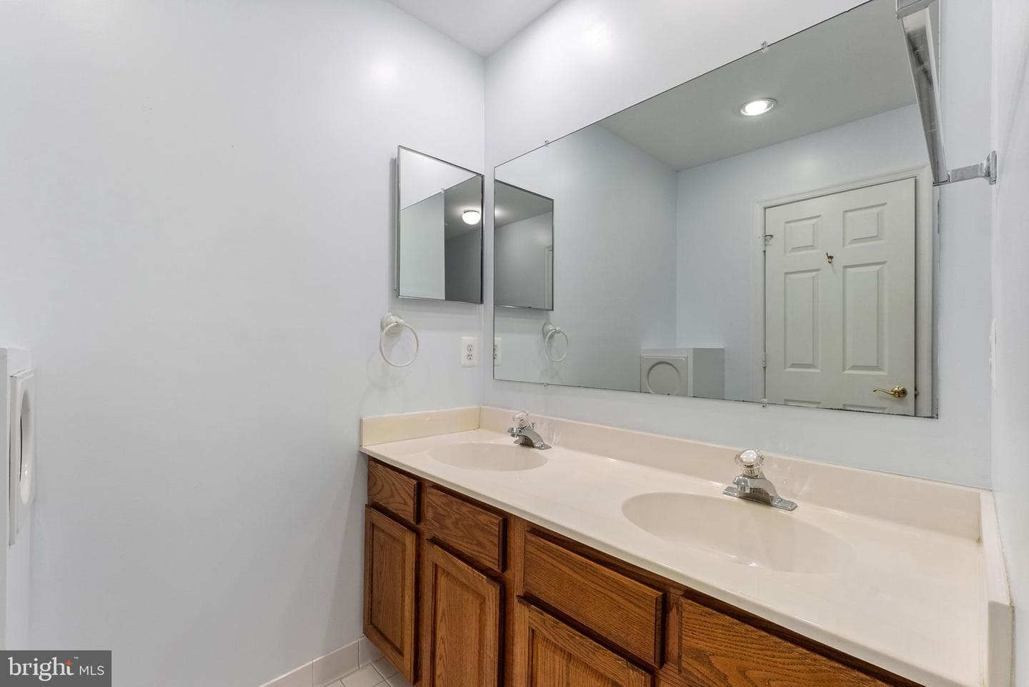 2415 Brighton Place photo 56