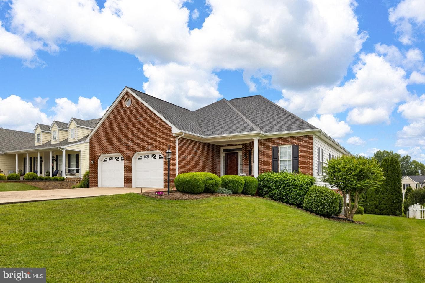 621 Country Club Road photo 3