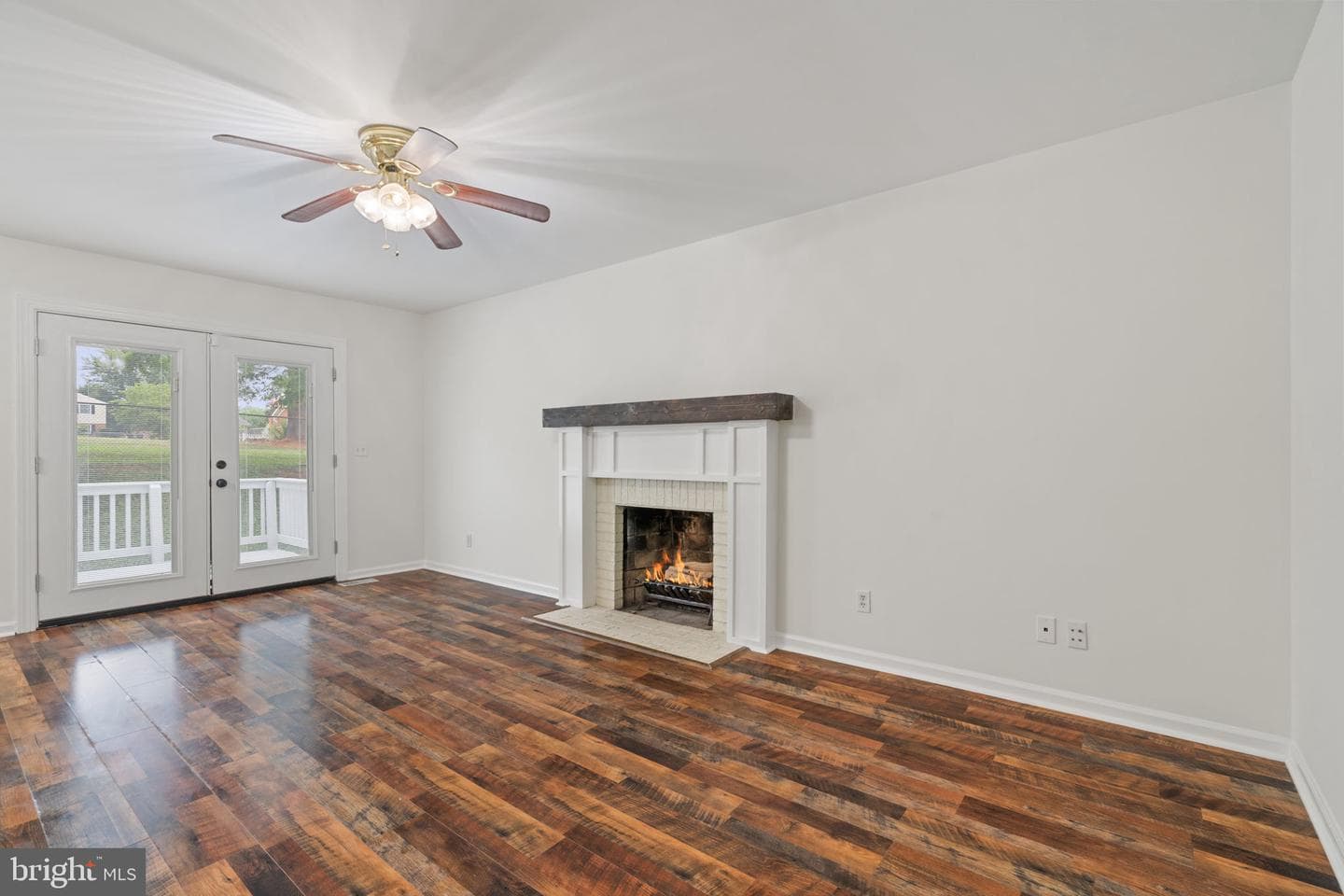 2309 Maplewood photo 14