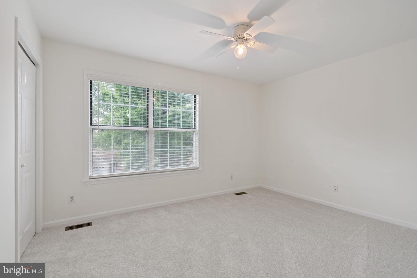 2309 Maplewood photo 23