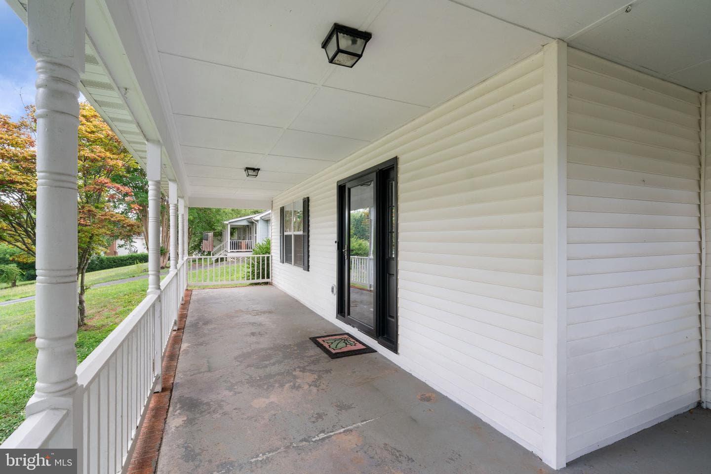 2309 Maplewood photo 3