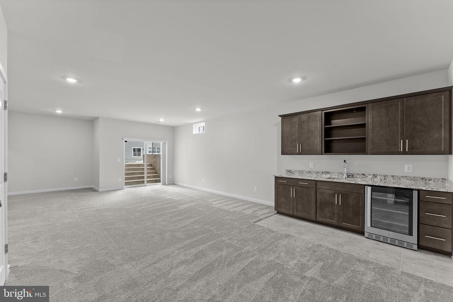 2047 Armstrong Terrace photo 33