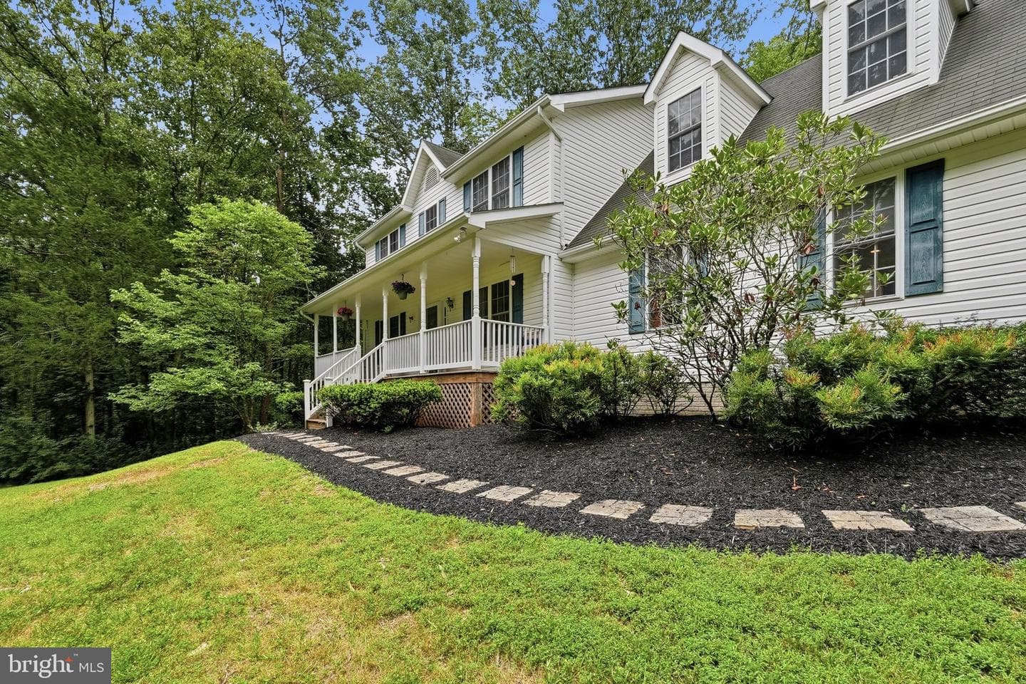 9088 Woodbrook Lane photo 4