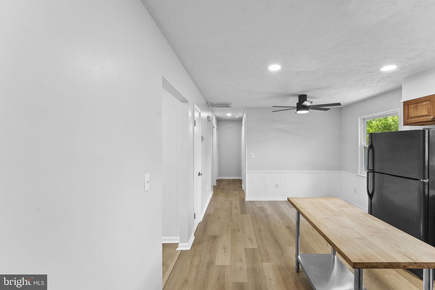360 Elizabeth Street photo 24