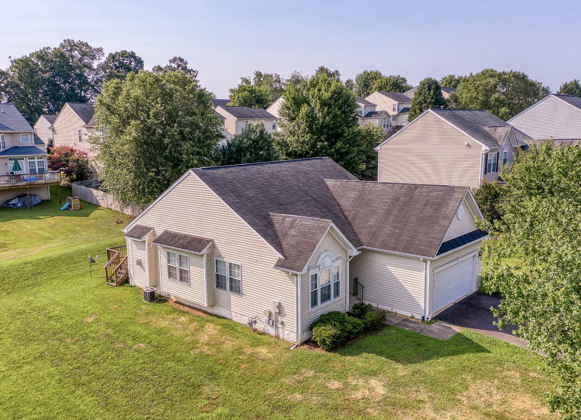 945 Riverdale Circle photo 11