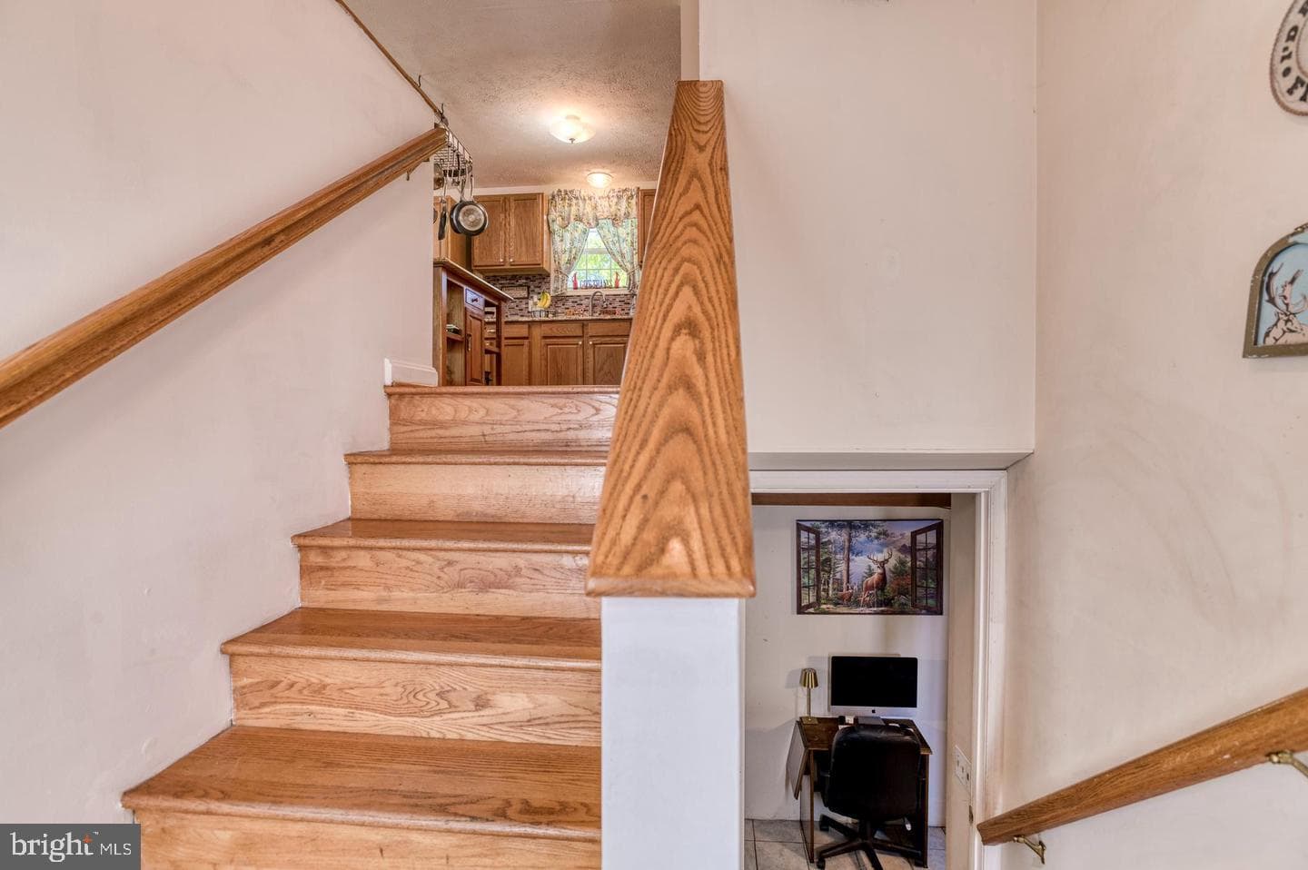 8427 Tall Oak Drive photo 2
