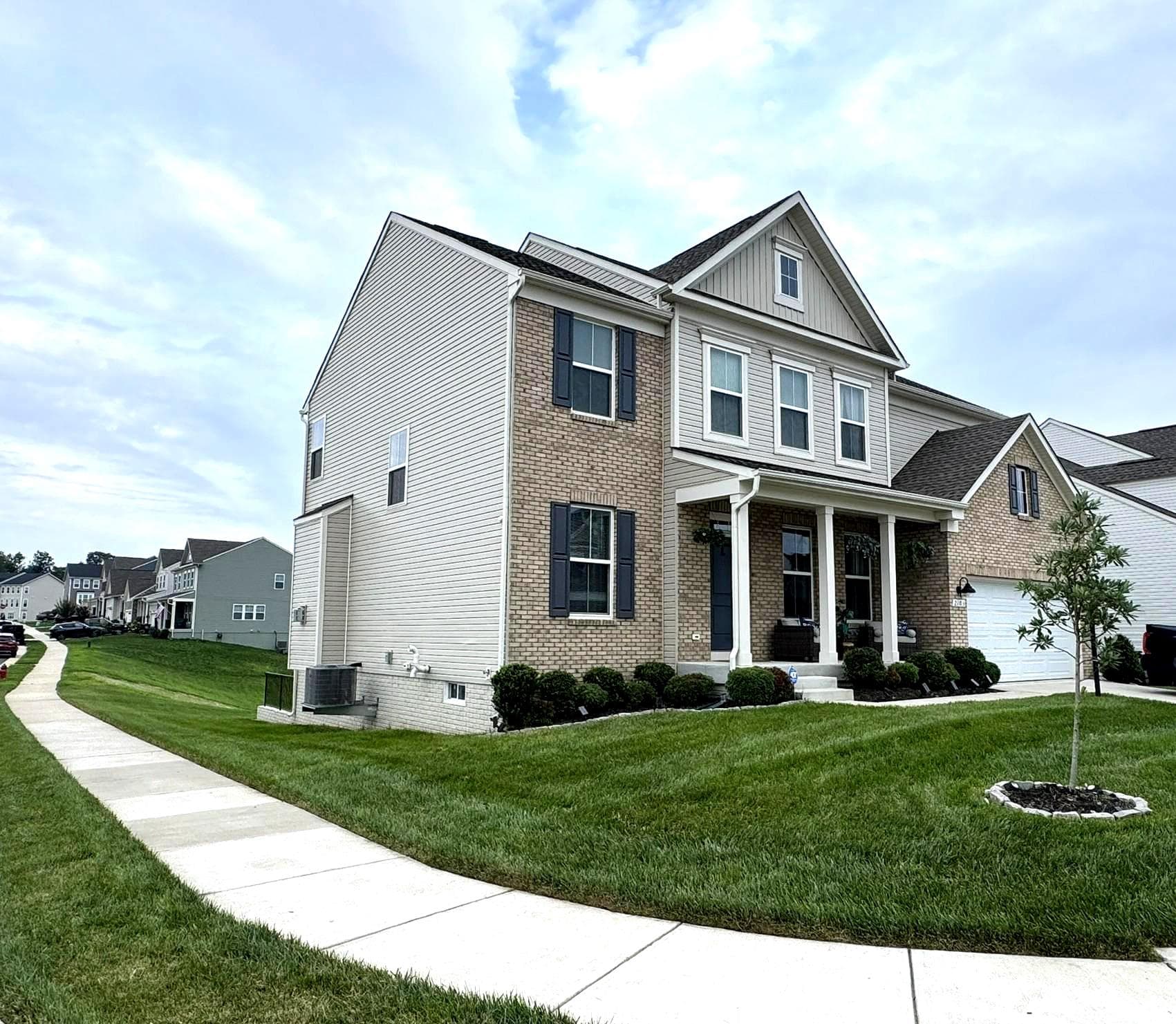 2103 Berwick Drive photo 1