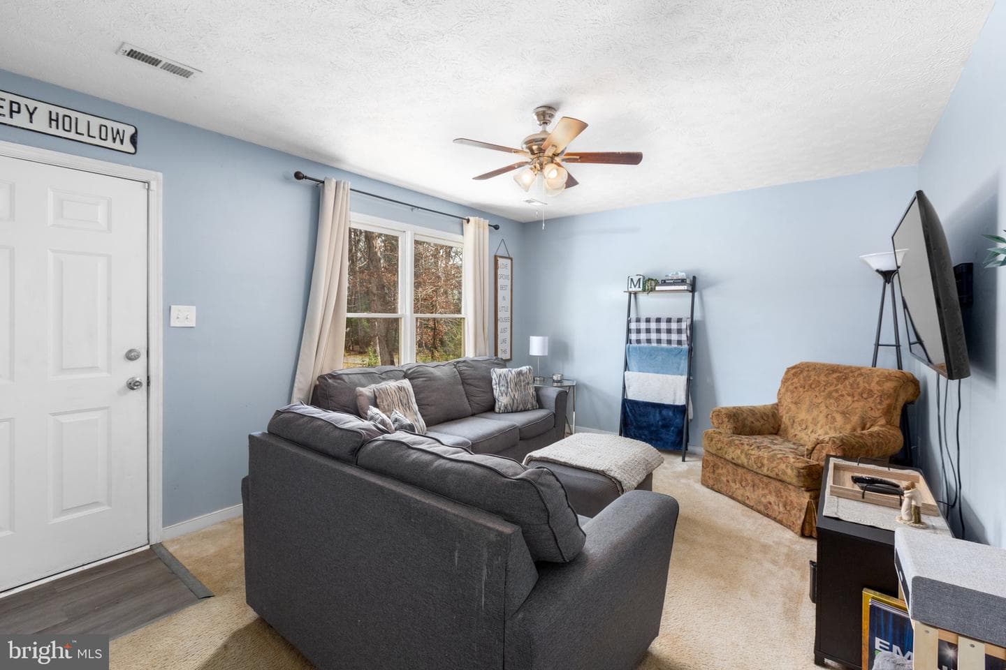 215 Marday Drive photo 10