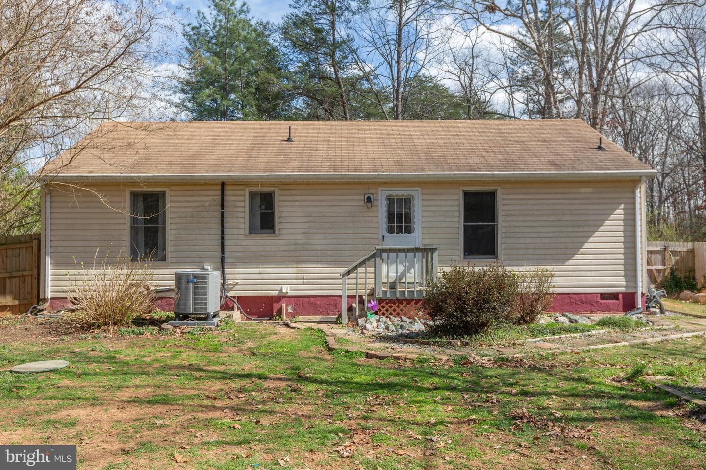 215 Marday Drive photo 31
