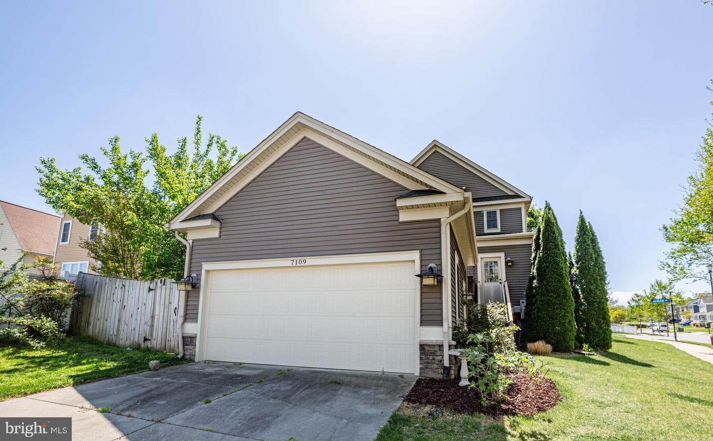 7109 Azalea Drive photo 16