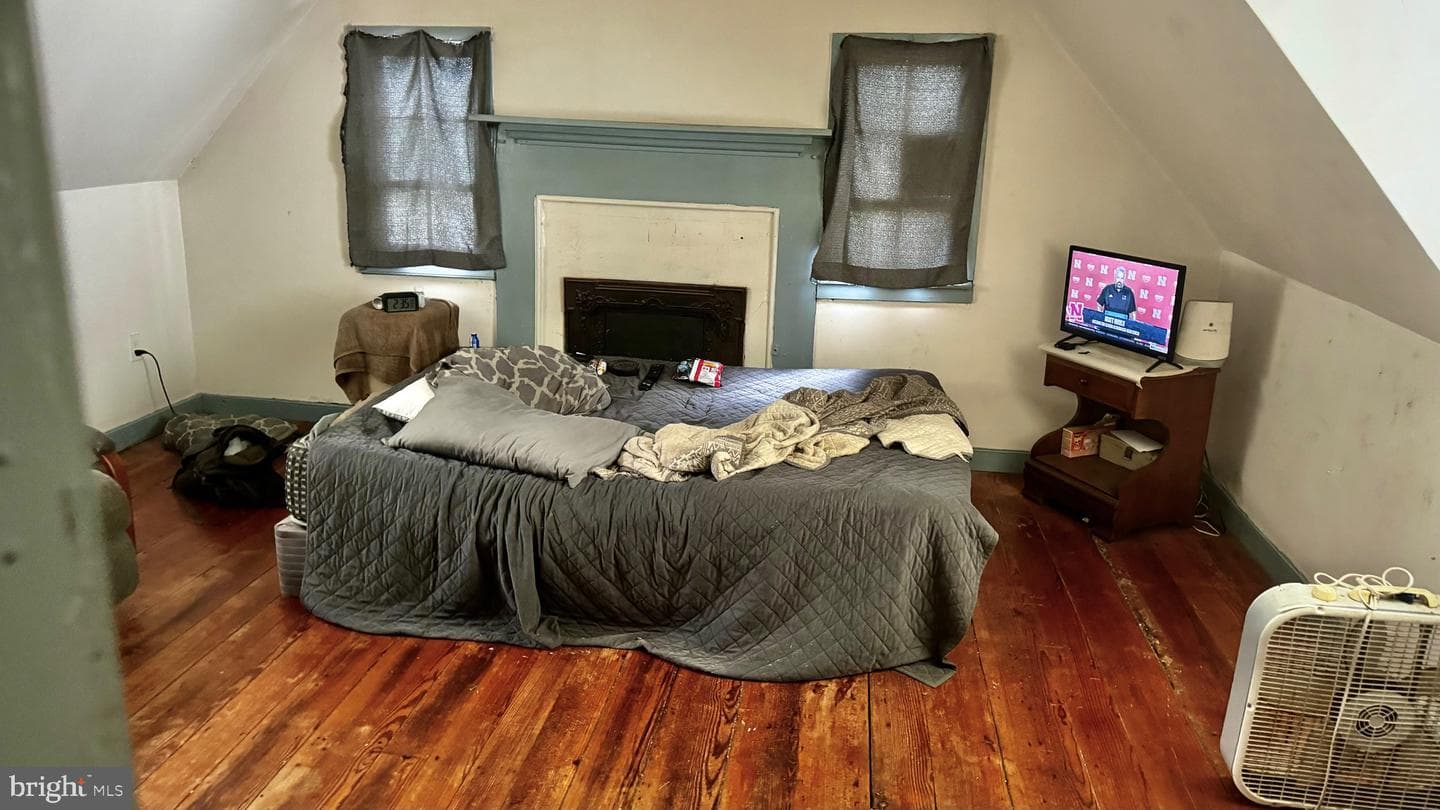 909 Caroline Street photo 34