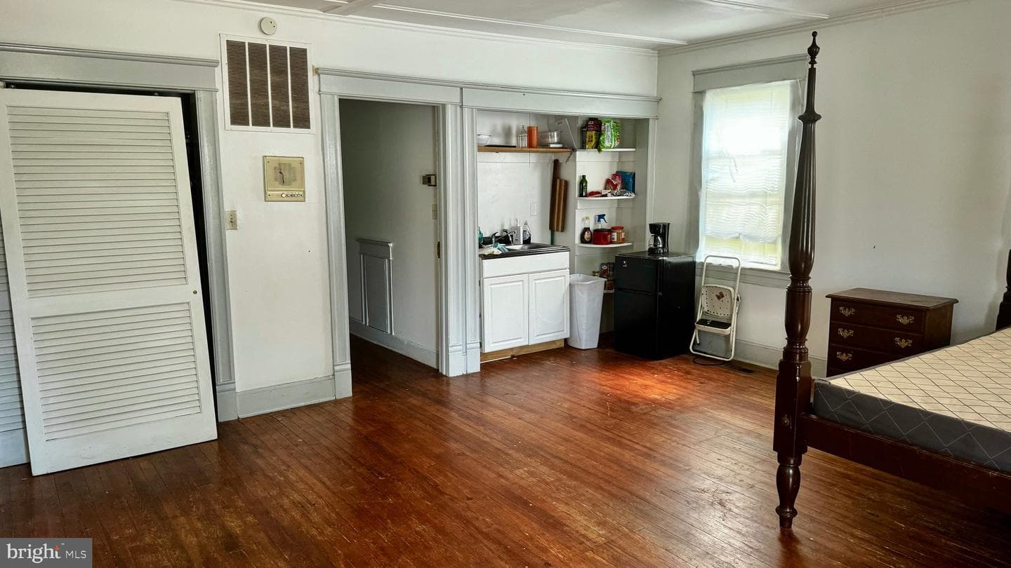 909 Caroline Street photo 42