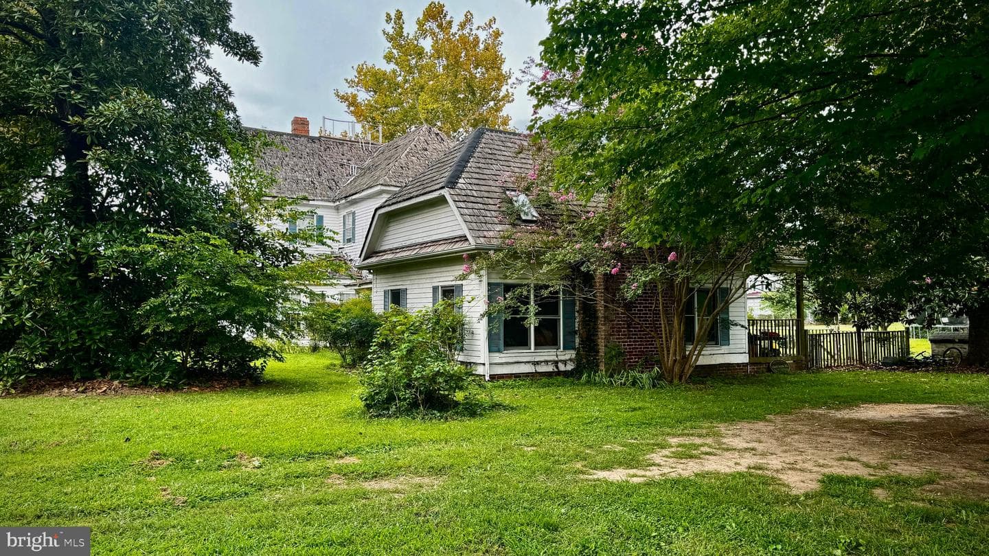 909 Caroline Street photo 69