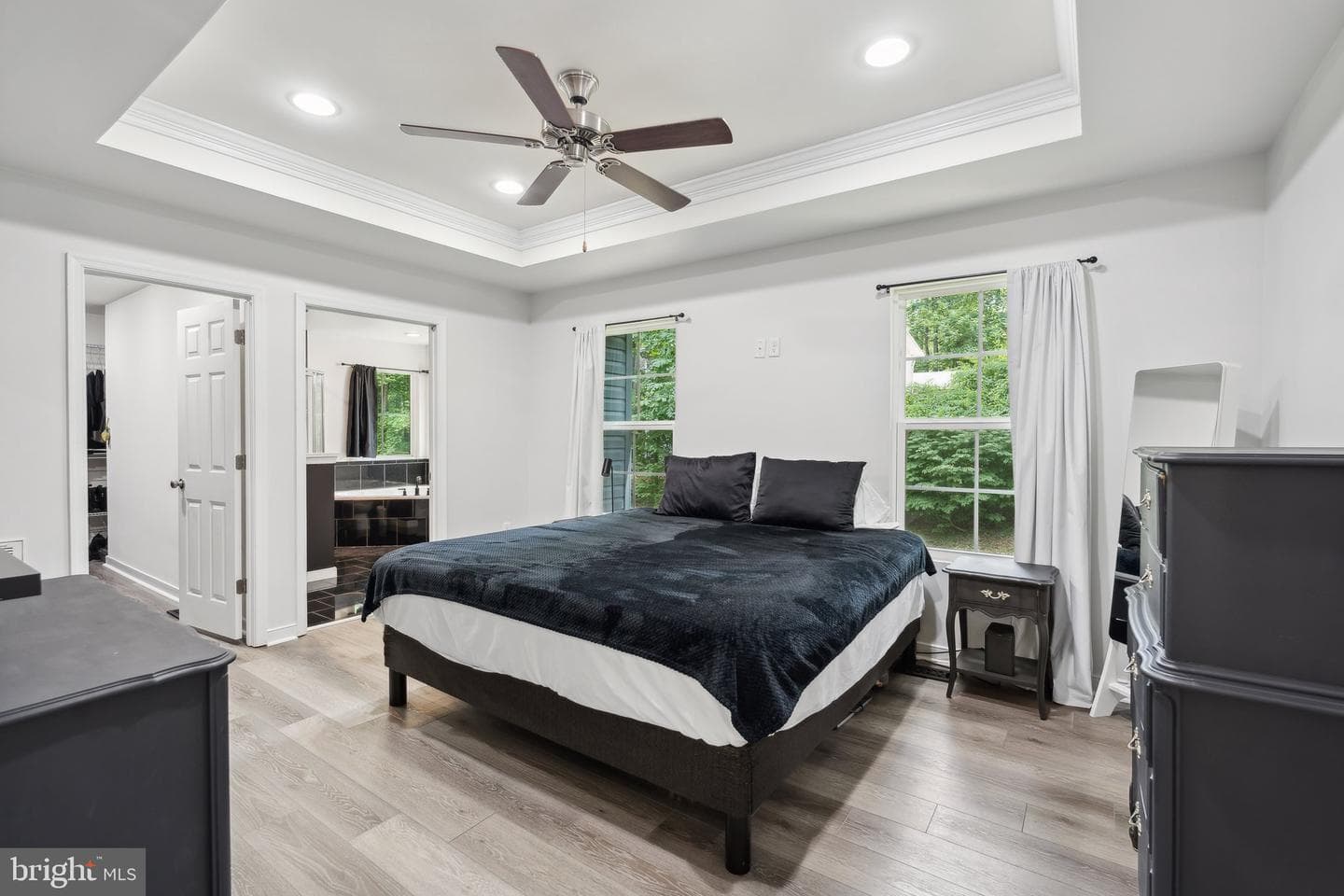 1001 Swan Lane photo 11