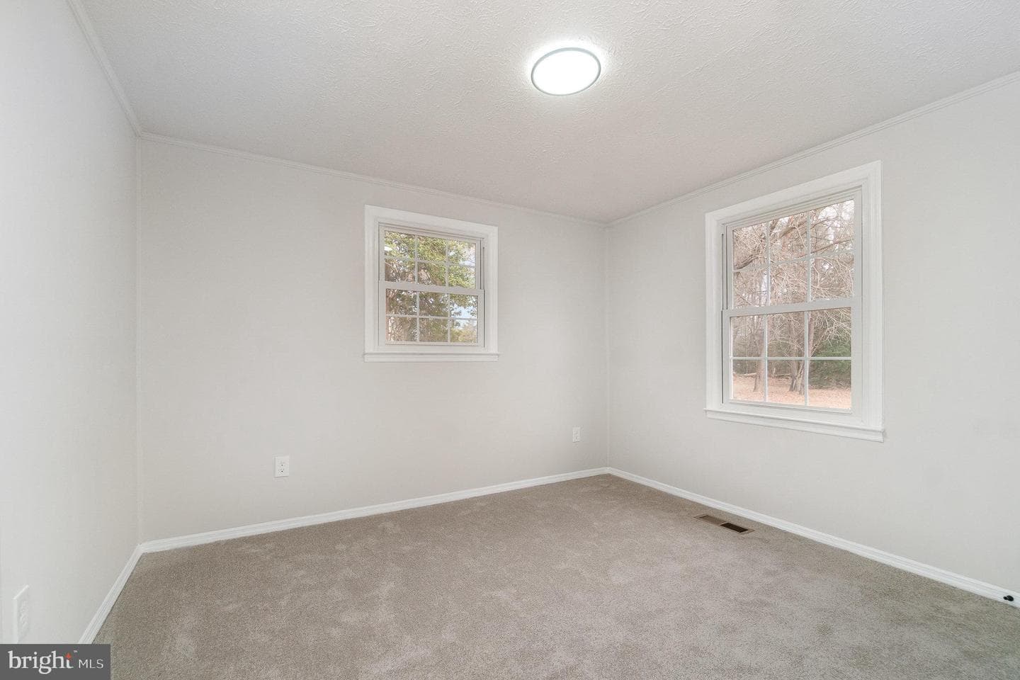 19256 Perimeter Road photo 15