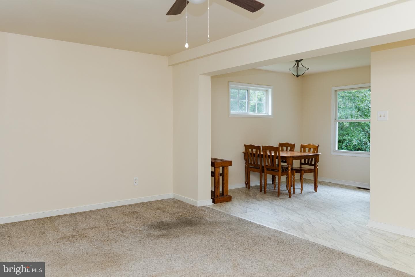 238 Admiral Drive photo 9