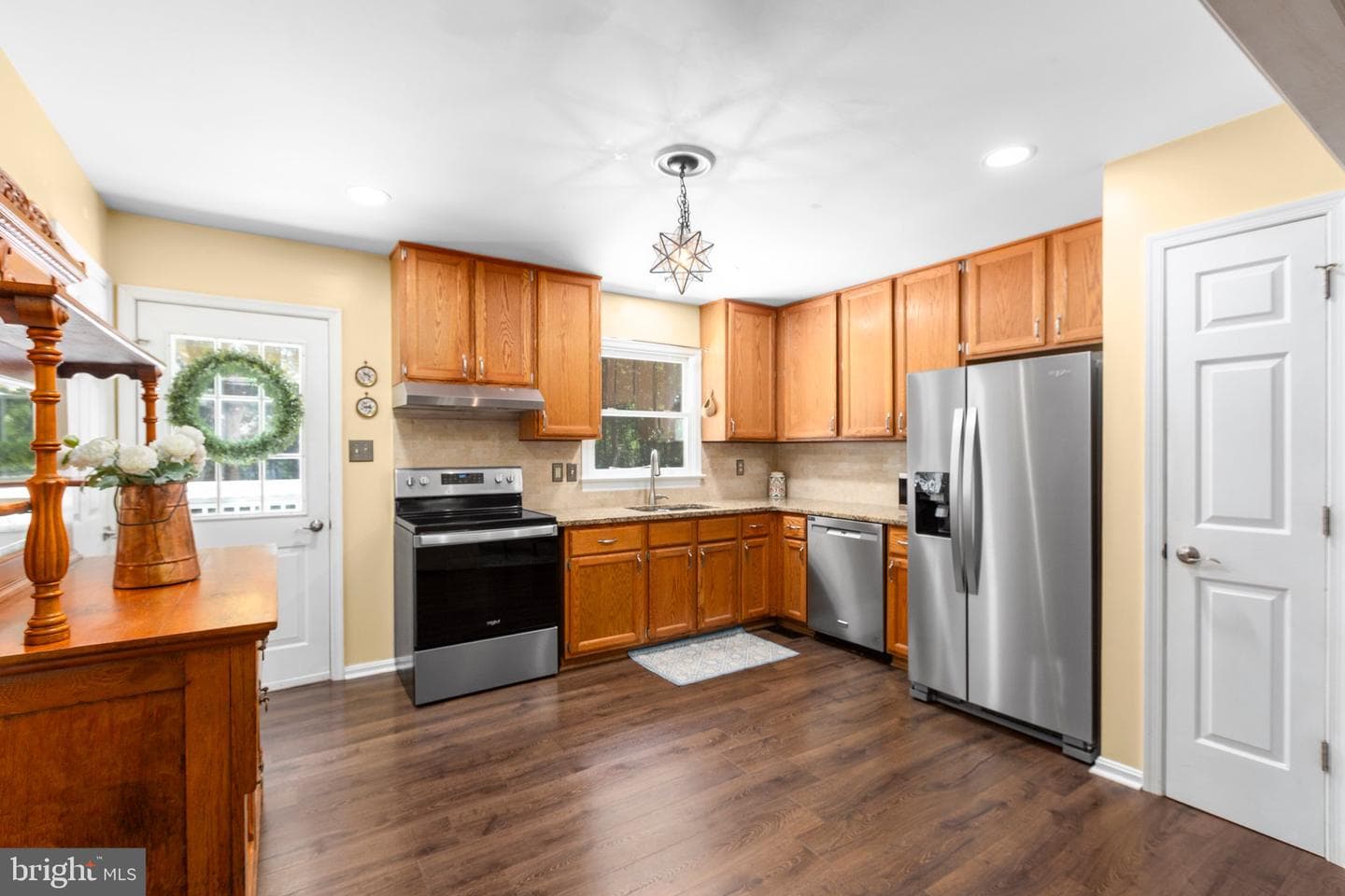 228 Cedar Ridge Drive photo 11