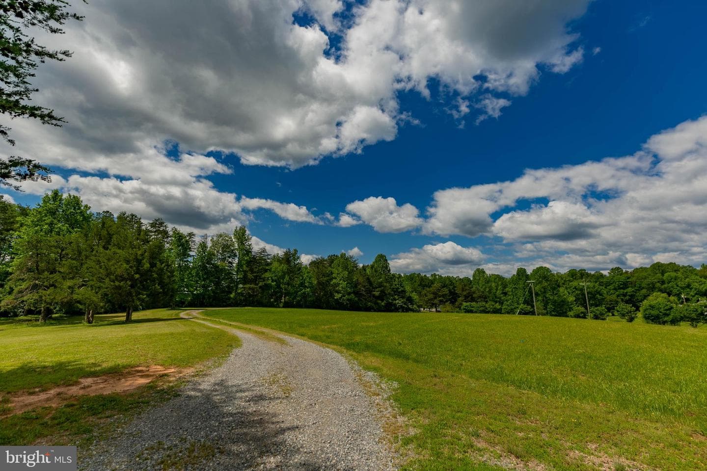 19083 Country Road photo 5